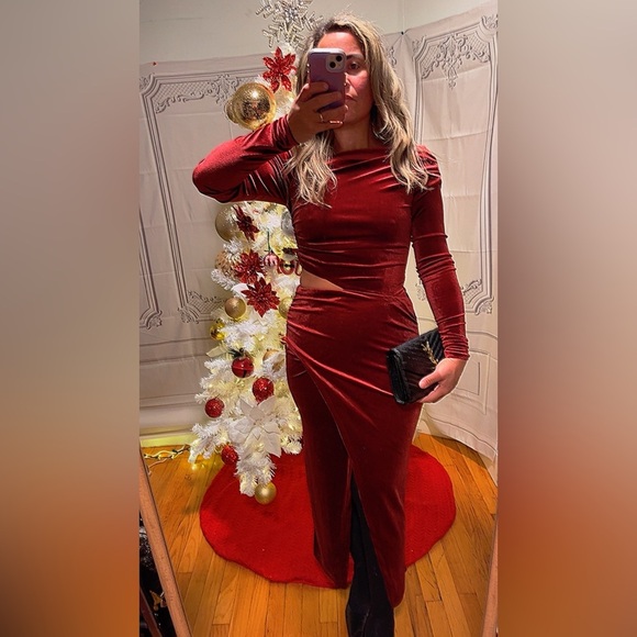 ZARA NWT 🎄holiday season VELVET  DRESS SIZE XS
🚨FIRM PRICE NO DISCOUNT - Picture 16 of 16